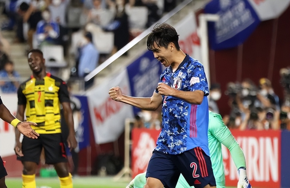 萨克拉门托国王训练开放日，赛后队长鼓劲引欢呼，德甲在即，纪律约束更严格的简单介绍