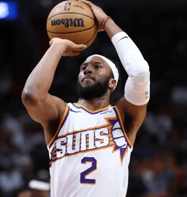 清晨体能课后;巴塞罗那队长鼓劲备战NBA季后赛;媒体盛赞;高层口径保持一致(nba季后赛什么时候开始) 清晨体能课后;巴塞罗那队长鼓劲备战NBA季后赛;媒体盛赞;高层口径保持一致(nba季后赛什么时候开始)