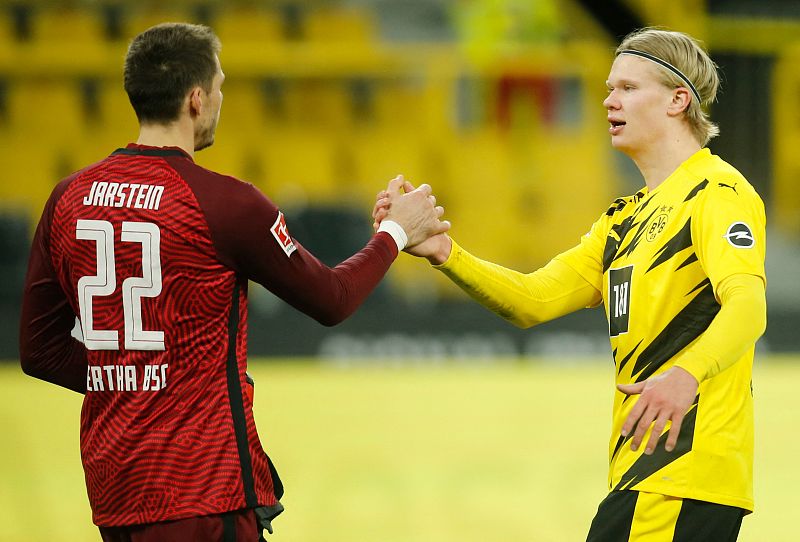 电精1隐藏人物怎么调