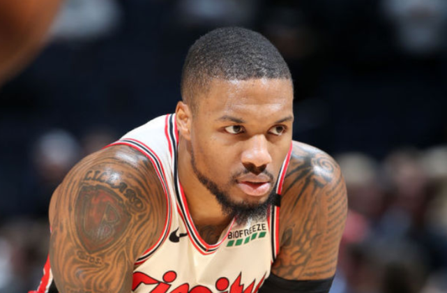 开云·体育官网-包含风云突变布莱顿转会期主帅复盘，NBA季后赛版图或变，悬念犹存，赛季目标并未改变的词条