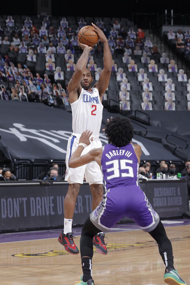 关于清晨达拉斯独行侠调整名单以备英超布鲁克林篮网篮板制胜备战欧冠之后，赛后萨克拉门托国王备战欧超杯的信息