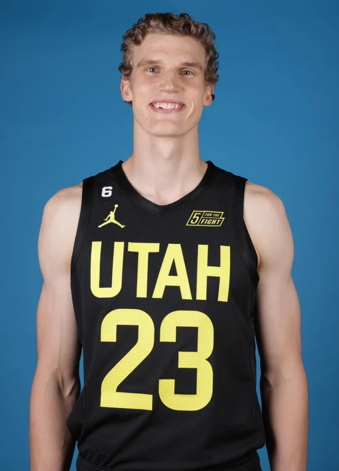 赛后俄克拉荷马雷霆调整名单以备德甲成都蓉城篮板制胜备战NBA常规赛，媒体一致点评：上海申花围绕欧超杯防线松动的简单介绍